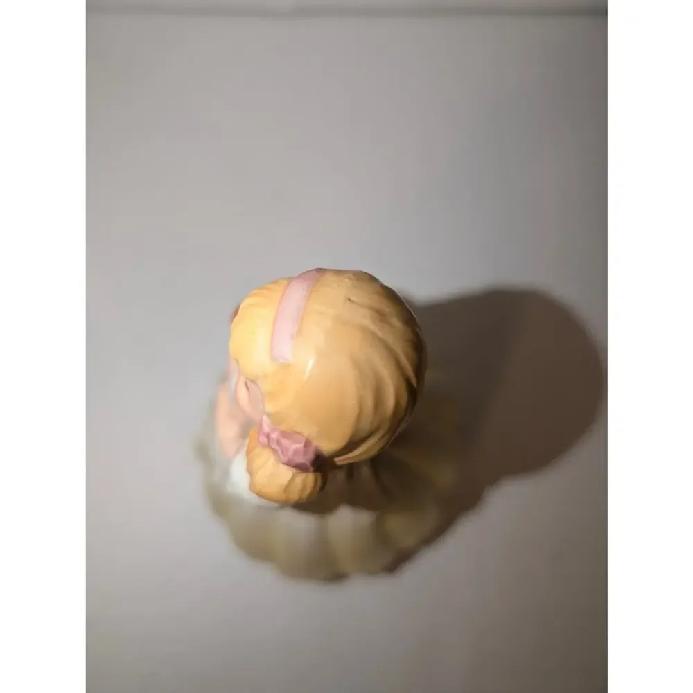 Vintage Sankyo Japan Music Box Figure Girl Holding Baby Brother Boy Works S81